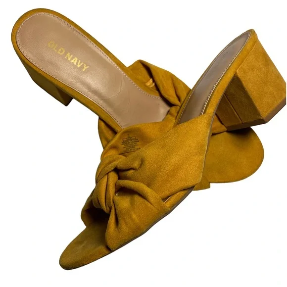 Old Navy Faux Suede Knotted Mustard Block Heel Mules Size 9 - Picture 1 of 7